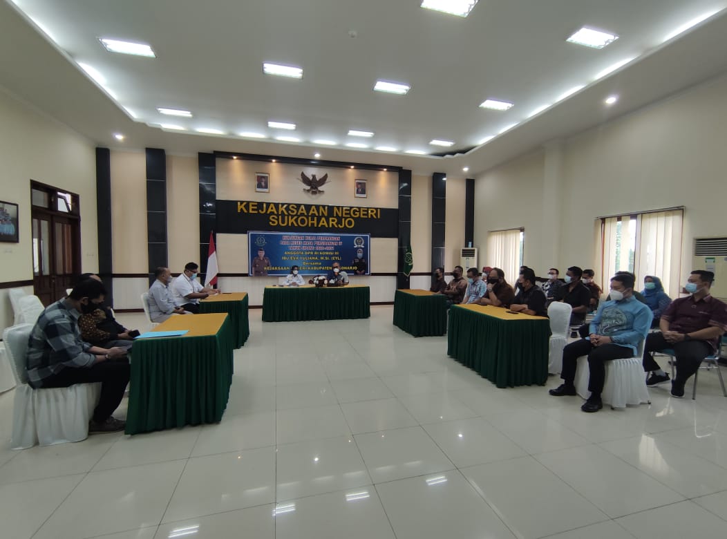 Kunjungan Kerja Perseorangan DPR RI pada Reses Masa Persidangan IV Tahun 2020-2021 Anggota Komisi III DPR RI Eva Yuliana